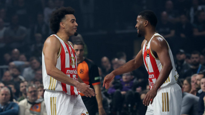 Zvezdini navijači u transu, kakve reči Nvore: Batlera i mene teško da neko može da zaustavi (VIDEO)