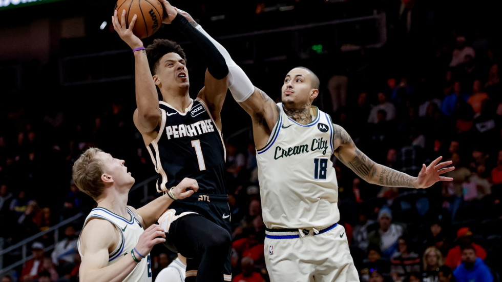 Pokušao da "skine" Jokićev potez, pa se osramotio! Pogledajte hit snimak koji je zapalio mreže (VIDEO)