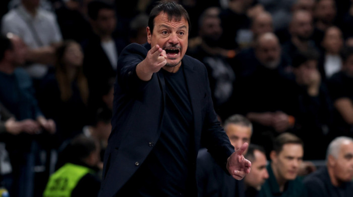 Burno na konferenciji: Ataman odbio da priča o otkazu, izbegao odgovor na pitanje o Srbiji