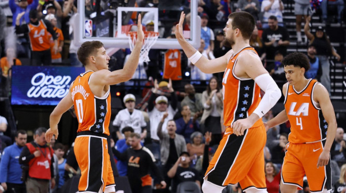 Emotivan oproštaj Bogdanovića i Zubca: "Brat moj, sve ćemo mi njima vratiti..."