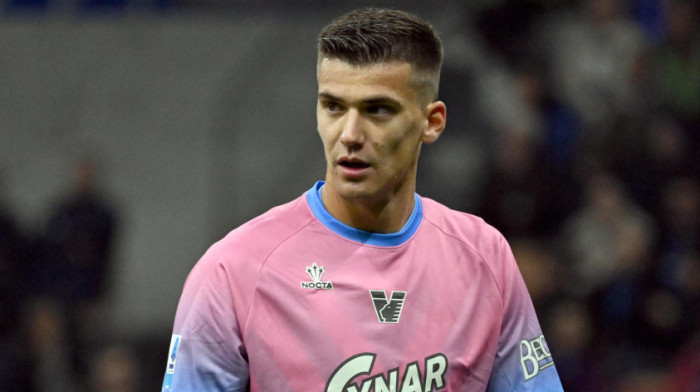 Stanković začarao gol: Dekijev sin sa 10 odbrana sačuvao Veneciju na čelu Serije B