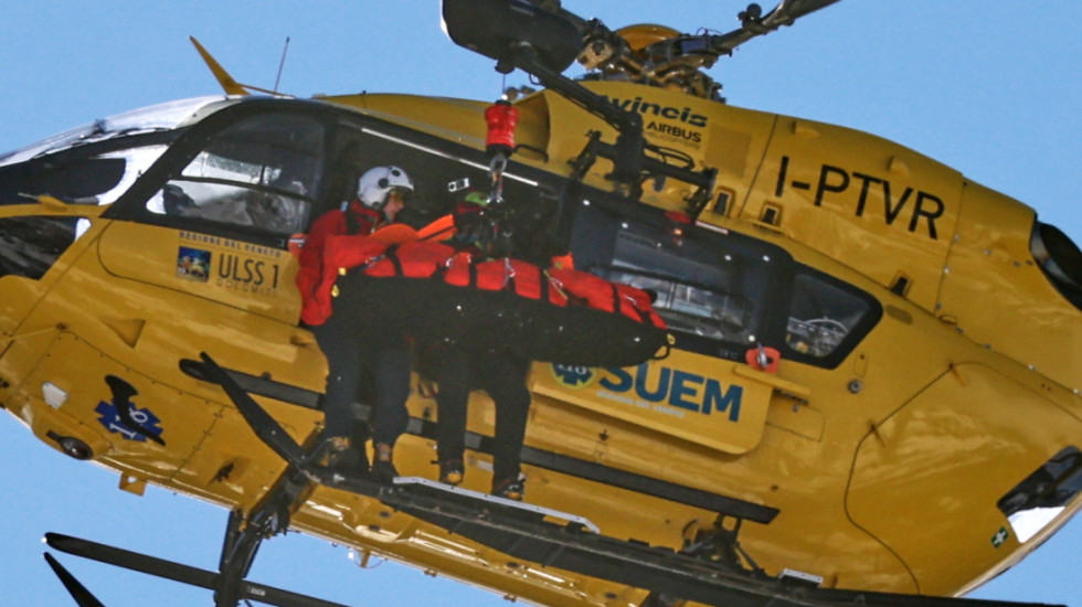Uznemirujuće scene: Ovako je pala Lindzi Von, kukala od bolova, navijači se držali za glavu (VIDEO/FOTO)