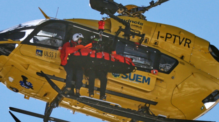 Uznemirujuće scene: Ovako je pala Lindzi Von, kukala od bolova, navijači se držali za glavu (VIDEO/FOTO)