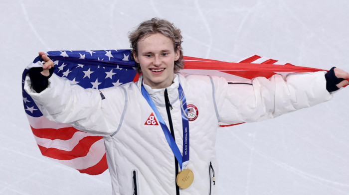 Majko mila, šta uradi čovek? Svi u dvorani su se uhvatili za glavu (VIDEO/FOTO)