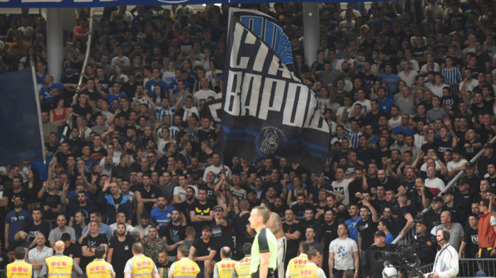 U Crnoj Gori ne postojite... Provokacije "varvara" u "Morači", a ispred dvorane navijači čekali igrače Zvezde