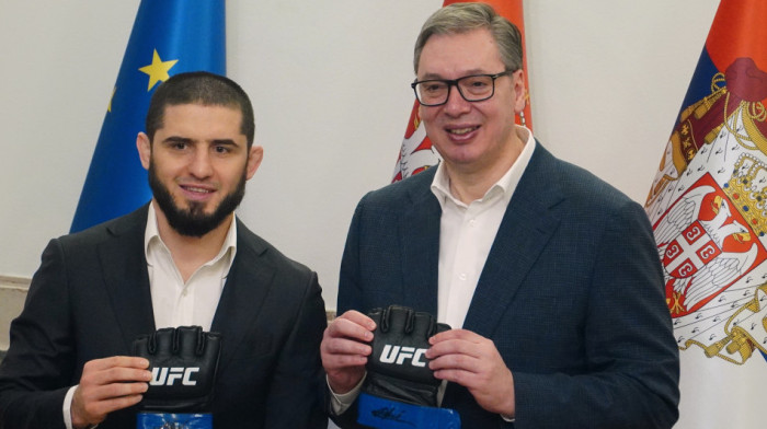 Vučić ugostio UFC šampiona Mahačeva: "Sport promoviše prave vrednosti"