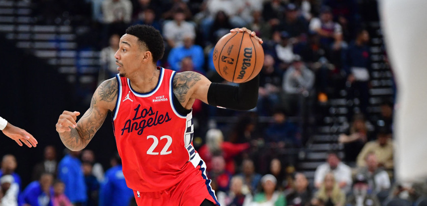 Neverovatna scena u NBA: Neviđen blam, svi u čudu gledaju, samo "mali Jokić" zna pravila (VIDEO)