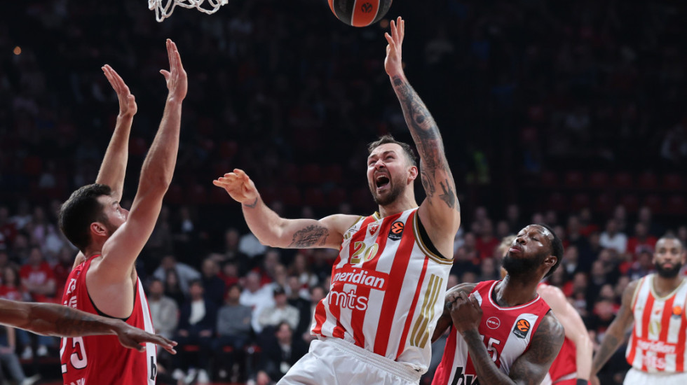 Zvezda ostala bez snage u Pireju - Olimpijakos srušio Beograđane