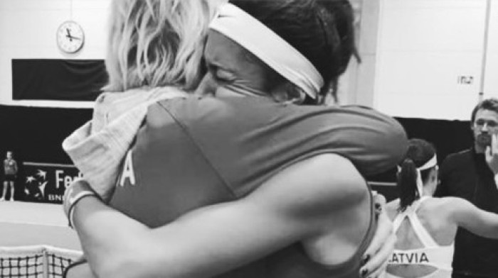 Draga Tašo... Olga Danilović se oprostila od Ječmenice (FOTO GALERIJA)