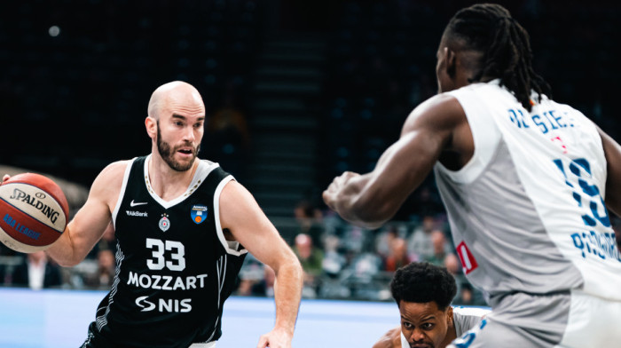 Partizan se odlepio - Brza košarka u drugom poluvremenu, pjušte trojke