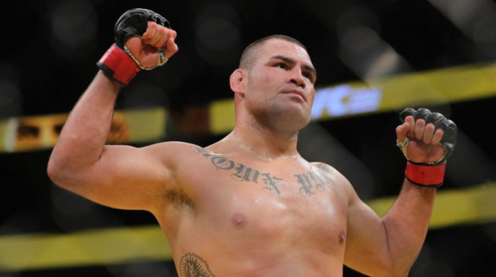 Bivši UFC šampion izašao iz zatvora - Zbog sina uzeo pravdu u svoje ruke (VIDEO)