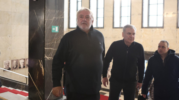 Srbija ispraća Tatjanu Ječmenicu - Evo ko je sve došao na komemoraciju (FOTO/VIDEO)