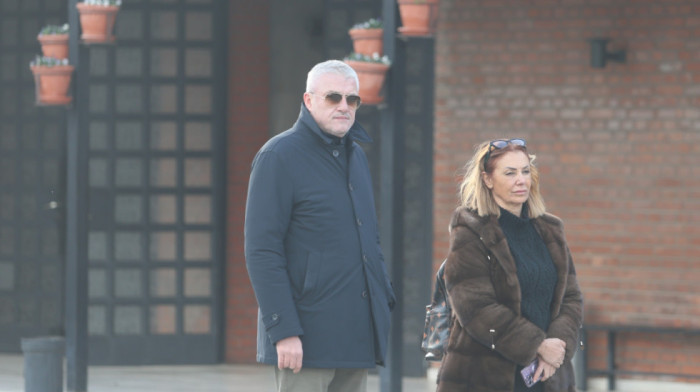 Predrag Danilović na sahrani Tatjane Ječmenice - Bivši košarkaš ispratio čuvenu teniserku (FOTO)