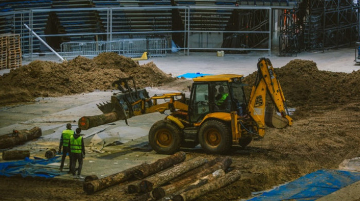 Beogradska arena potpuno raskopana: Dok su Zvezda i Partizan na Kupu, u Beogradu se sprema spektakl (VIDEO)