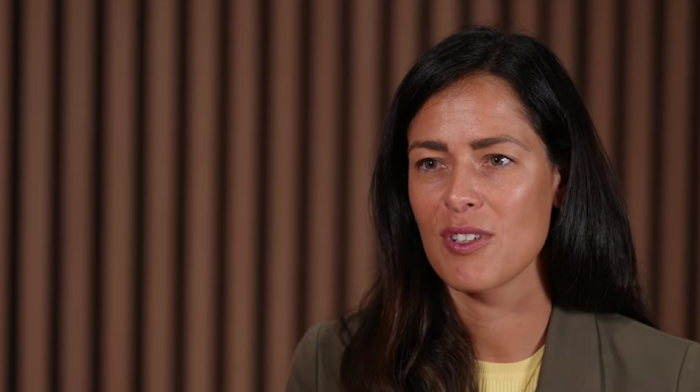 Morali su da obuku moju haljinu: Ana Ivanović otkrila nepoznatu priču sa Rolan Garosa (VIDEO)