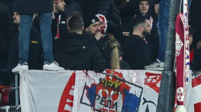 Bura u Francuskoj zbog "Kosovo je Srbija": Linč na navijače Lila zbog zastave na meču sa Zvezdom (FOTO)