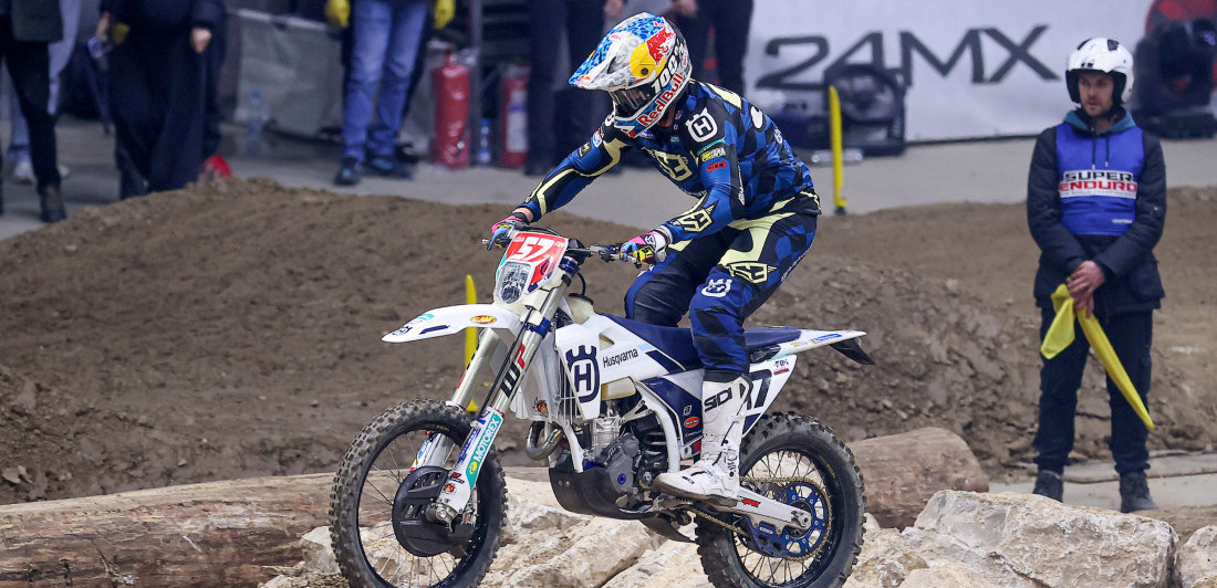 Beogradski spektakl na dva točka: Bili Bolt pokorio Srbiju u istorijskom debiju SuperEnduro šampionata (FOTO)