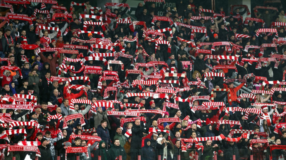 Ruski navijači stigli na večiti derbi: Goreće "Marakana"