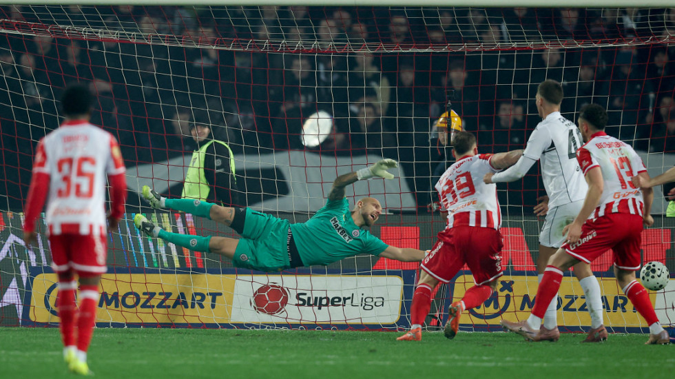 Magija Kataija i skok Kostova - Evo kako je Zvezda povela u večitom derbiju (VIDEO)