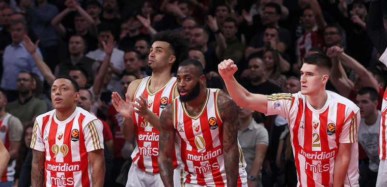 Iz Niša na derbi: Košarkaši crveno-belih u lepom društvu i uz vino bodre fudbalere (VIDEO)