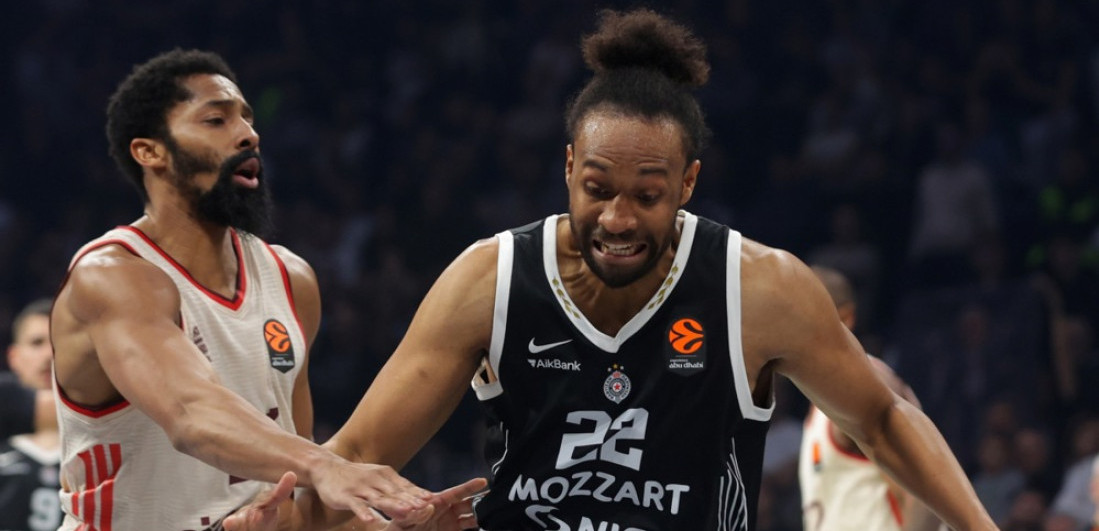 Crno-beli našli rešenje: Španci žele Parkeru da pruže drugu šansu