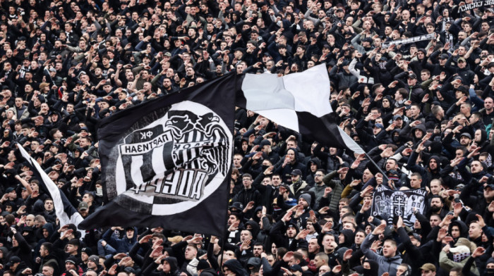 Navijači Partizana bljuju vatru: Imaju poruku za upravu kluba, traže hitnu reakciju