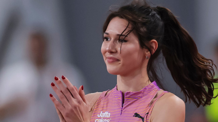 Sjajna Angelina Topić oborila nacionalni rekord: Njen skok izmamio neverovatnu reakciju publike (VIDEO)