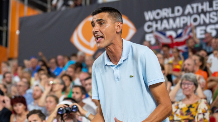 Suze koje govore sve: Krik oduševljenja Dragutina Topića nakon rekorda Angeline obišao svet (VIDEO)