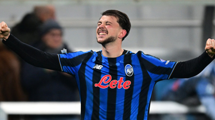 Bergamo slavi Srbina - Samardžić u 98. minutu sa penala odveo Atalantu u osminu finala