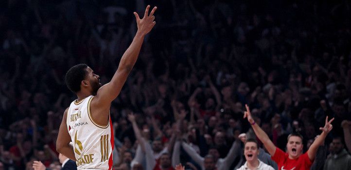 Batler uništio trojkama Turke! Zvezda slomila otpor Efesa i upisala pobedu u Beogradu