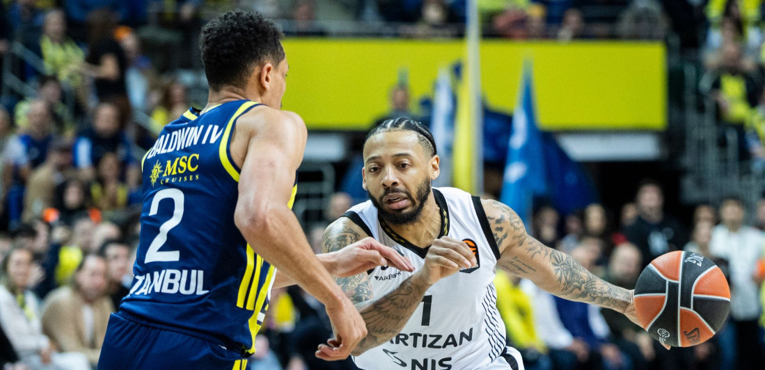 Totalni obrt u Humskoj: Partizan izgubio od Fenera, zadovoljni "grobari" poslali direktnu poruku upravi (FOTO)