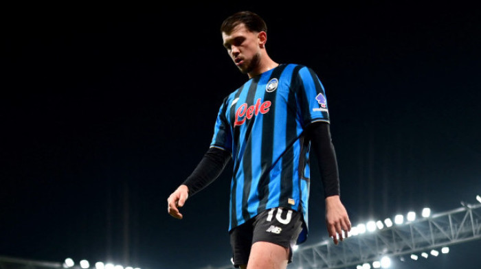 Samardžić napušta Bergamo? Tri velikana stala u red za srpskog vezistu