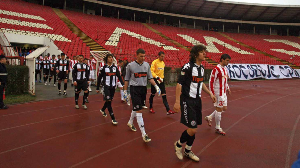 Na današnji dan: Zvezdin poker protiv Partizana u derbiju bez navijača (VIDEO)