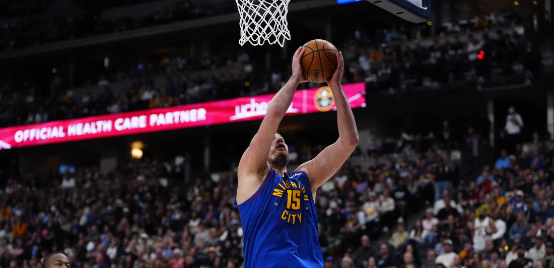 Proključala dvorana: Jokić je ovim potezom podigao navijače na noge (VIDEO)