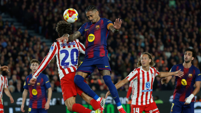 Barselona stala na korak od čuda - Atletiko preživeo ofanzivu Katalonaca i izborio finale Kupa