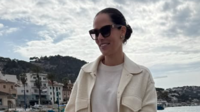 Ana zapalila mreže: Pokazala gole noge, padaju vilice... (FOTO)