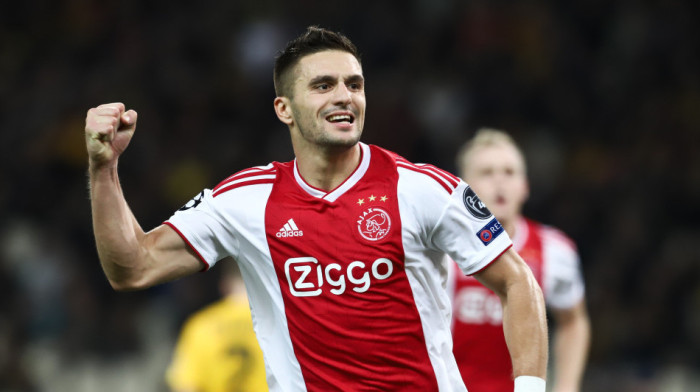 Kako je Tadić postrojio decu Ajaksa i ispisao istoriju kluba: Isplivali do sada nepoznati detalji