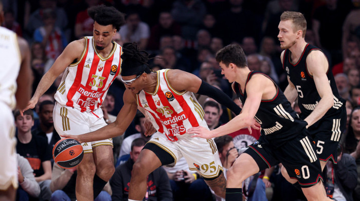 Haos na mrežama posle poraza Zvezde: "Ovo i derbi će nas koštati sezone, gde ti je Dobrić, Saša?"