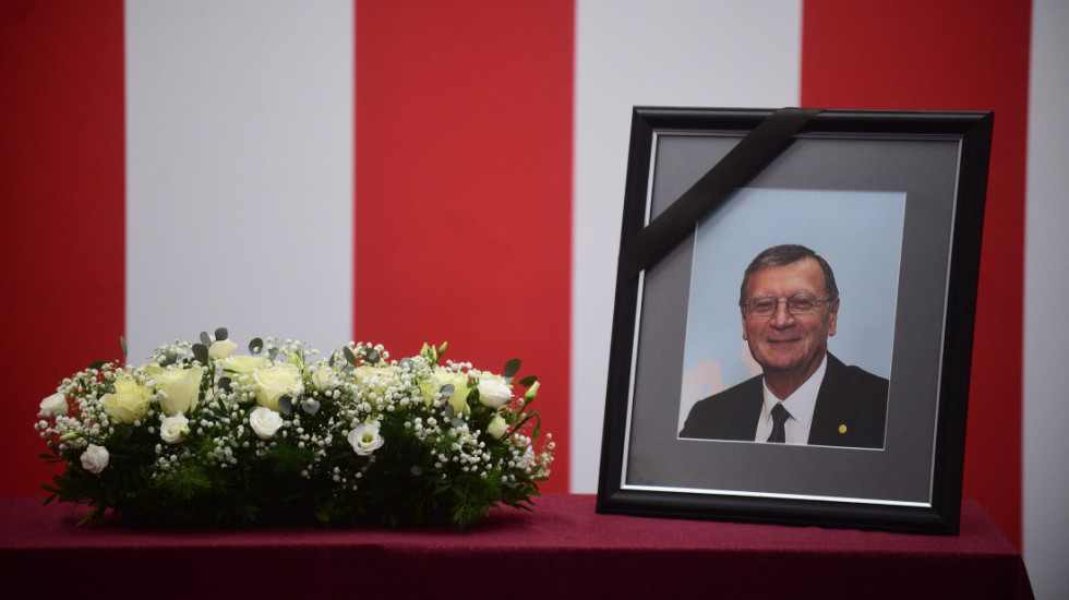 Poslednje zbogom: Na "Marakani" održana komemoracija Aleksandru Boričiću