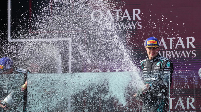 Uuuuuu - Džordž Rasel u transu, konkurenciji očitao lekciju (VIDEO/FOTO)