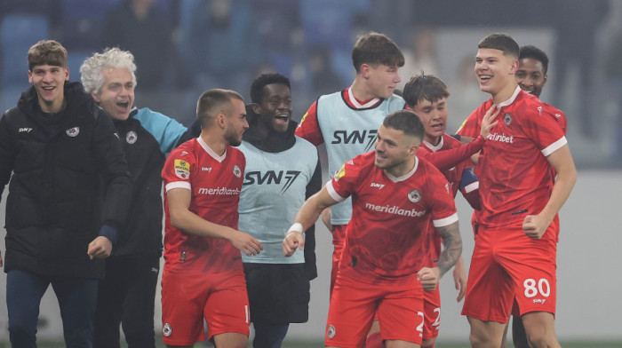 Za Partizan karta 3.000 dinara - Za Zvezdu samo 500