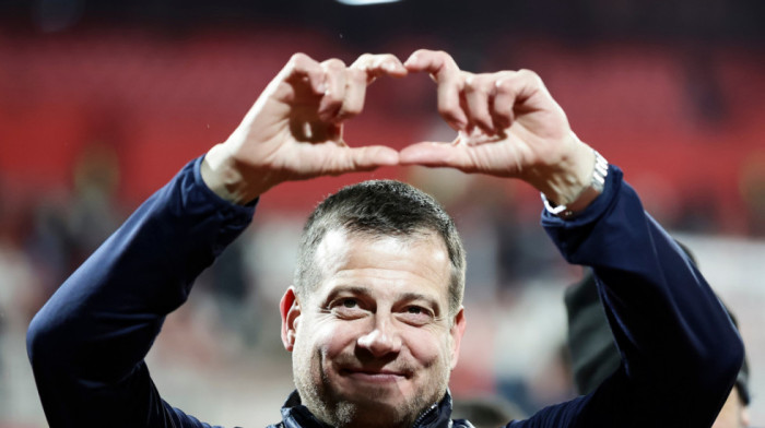 Postim, jeo sam pitu s krompirom: Lalat opet napravio "pičvajz" i pobedu posvetio baki i deki (VIDEO)