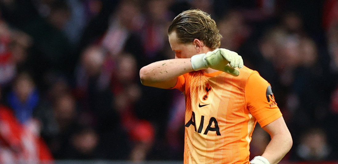 Hrvat na stubu srama, razapeo ga ceo svet: Uništio je karijeru golmanu (VIDEO)