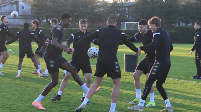 Blagojević održao prvi trening sa ekipom po povratku u Partizan: Sjajna atmosfera na Teleoptiku (FOTO)