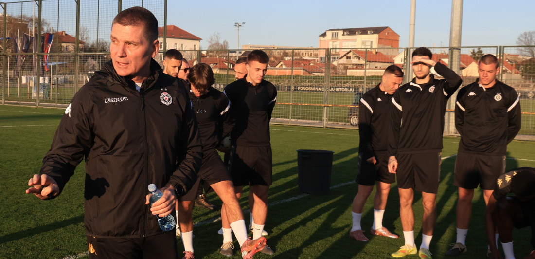 Haos na treningu Partizana: Blagojević se sukobio sa dvojicom igrača, pa čitavu ekipu poslao u svlačionicu