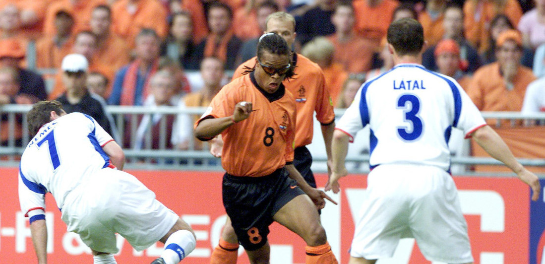 Na današnji dan: Pitbul sa naočarima ugledao svetlost dana