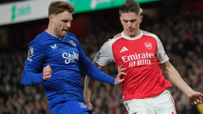 Pikford "častio" Arsenal: Kiks golmana Evertona pogurao lidera ka tituli