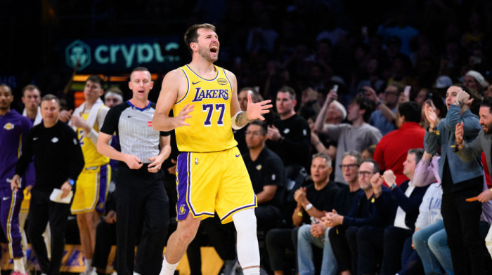 Buuuum: Ovim košem je Luka Dončić srušio Nikolu Jokića