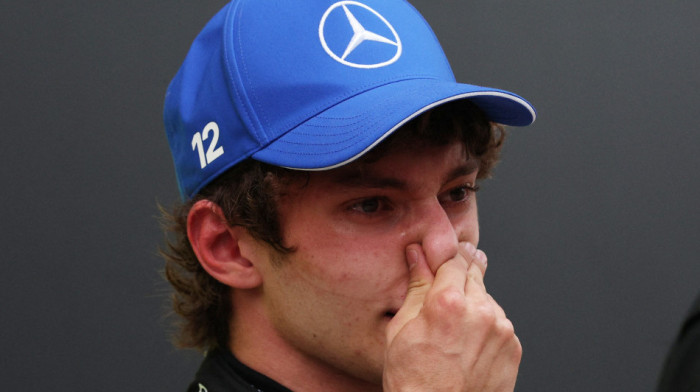 Čudo iz Italije: Prva pobeda Kimija Antonelija, plakao kao dete (VIDEO/FOTO)