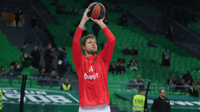 Majka gubi dete zbog dresa koji nosi... Potresne reči Vezenkova, oštro osudio ubistvo navijača PAOK-a